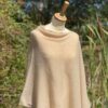 poncho cashmere beige clair poncho cashmere ficelle