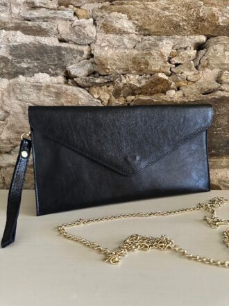 Pocheenveloppe à bandoulière en cuir lamé noir