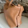 Nouvelle-collection-sac-cuir Sac camel en cuir grainé. Maroquinerie Italienne.