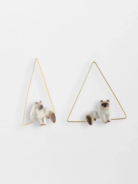 Boucles d'oreilles en porcelaine chat Bijoux Nach dans le centre ville de Nantes