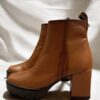 Bottines-elegantes-camel-talon-cuir-Italie Bottines élégantes camel talon cuir Italie