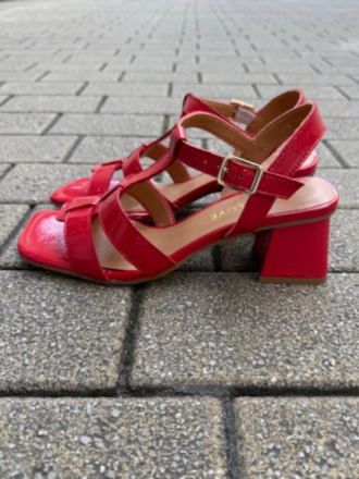 Magasin de chaussures pour femmes dans le centre ville de Nantes