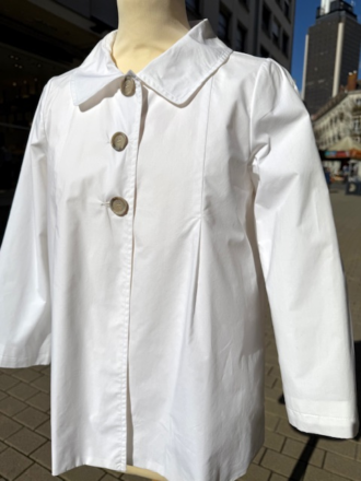 Boutique de vêtements pour femmes dans le centre de Nantes