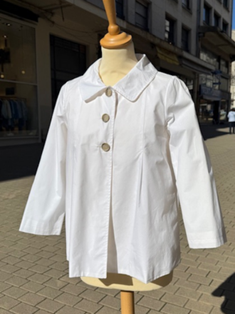 Boutique de vêtements pour femmes dans le centre de Nantes