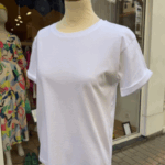 Boutique de prêt à porter femmes dans le centre ville de Nantes