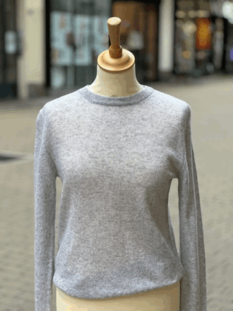 Boutique de vêtements pour femmes dans le centre ville de Nantes