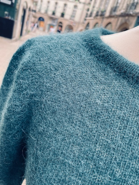 Pull chic et élégant pour l'hiver Boutique de vêtements pour femmes Nantes centre ville