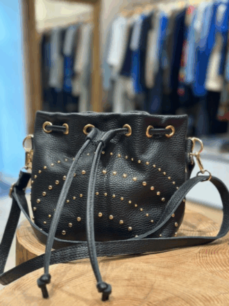 Boutique de vêtements pour femmes Nantes centre ville