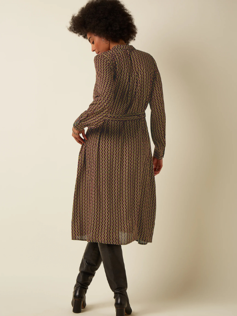 Robe à petits motifs ceinturée taille Marque King Louie chez Mlle à Nantes dans le centre ville